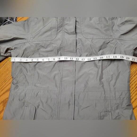 NWT L.L. Bean Women's H2OFF Rain Jacket PrimaLoft-Lined Ashpalt Gray Size Small - Picture 10 of 14